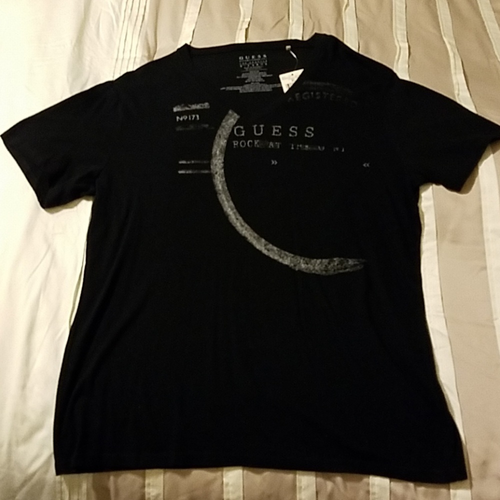 Guess Vneck Tee